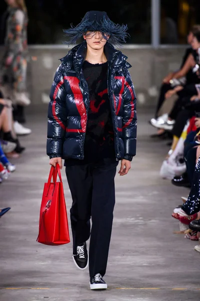 Look 51